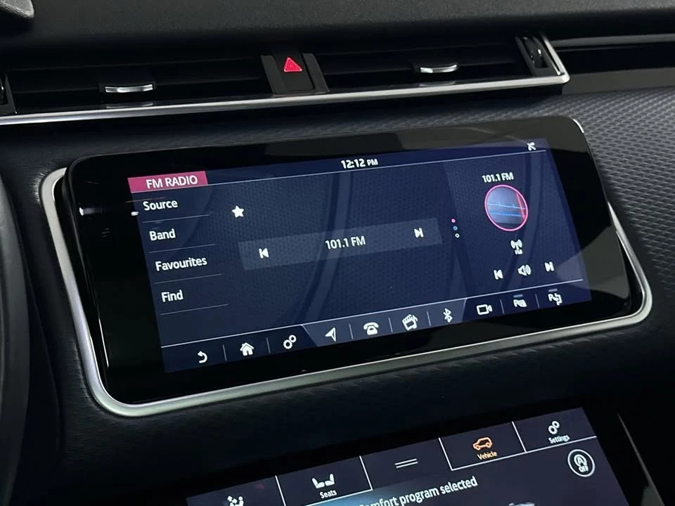 2019 Land Rover Range Rover Velar - Image 12 of 20