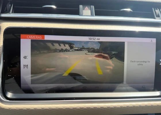 2019 Land Rover Range Rover Velar - Image 9 of 12