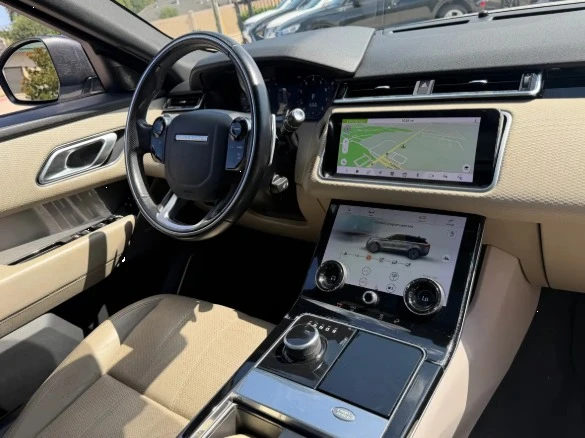 2019 Land Rover Range Rover Velar - Image 10 of 12