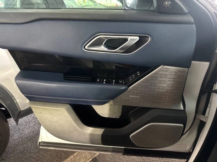 2019 Land Rover Range Rover Velar - Image 7 of 7