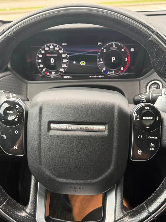 2019 Land Rover Range Rover Velar - Image 8 of 9