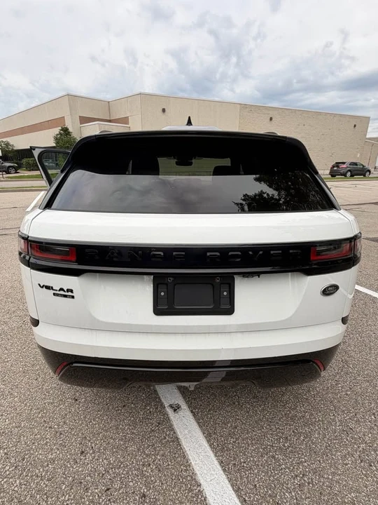 2019 Land Rover Range Rover Velar - Image 7 of 9