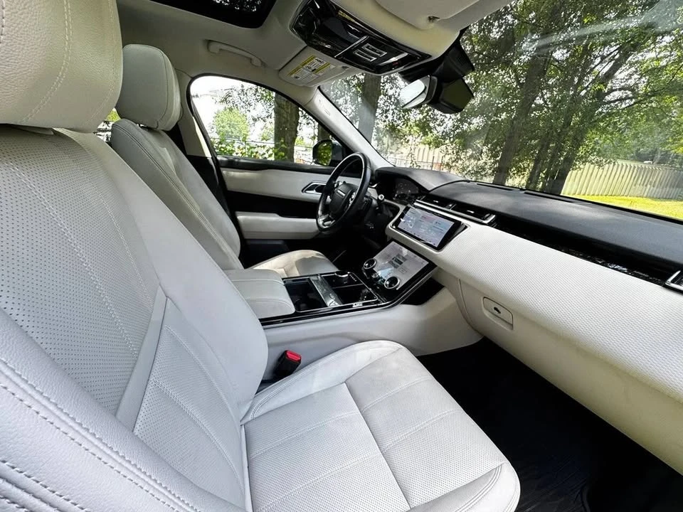 2019 Land Rover Range Rover Velar - Image 17 of 18