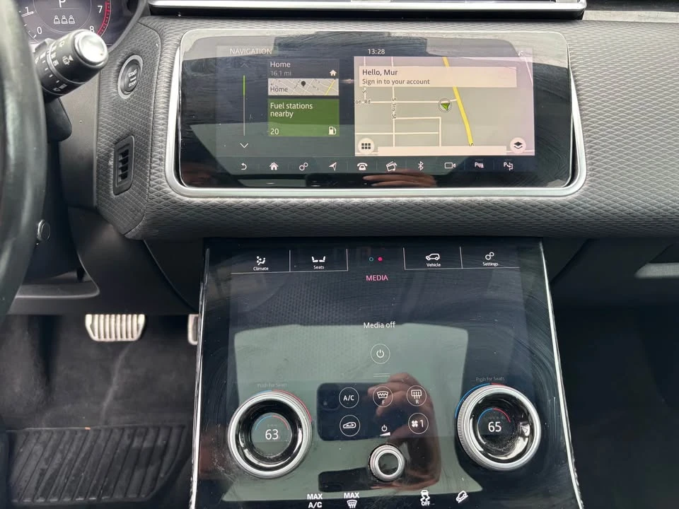 2019 Land Rover Range Rover Velar - Image 11 of 14