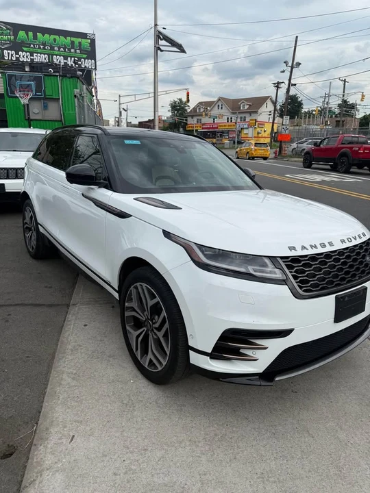 2019 Land Rover Range Rover Velar - Image 3 of 9