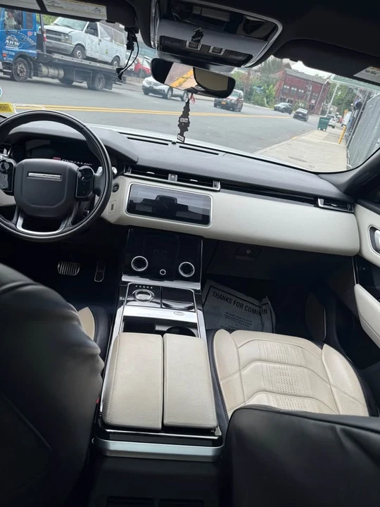 2019 Land Rover Range Rover Velar - Image 8 of 9