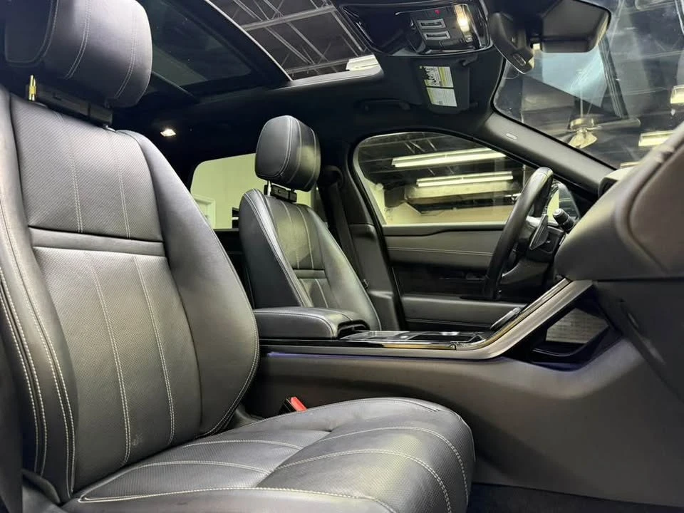 2019 Land Rover Range Rover Velar - Image 15 of 20