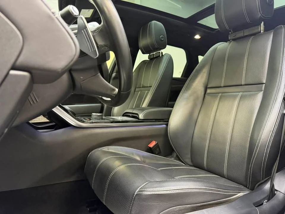 2019 Land Rover Range Rover Velar - Image 11 of 20
