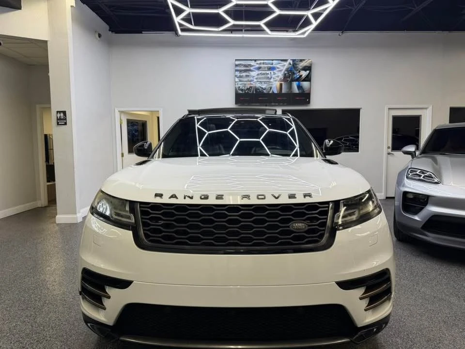 2019 Land Rover Range Rover Velar - Image 5 of 20