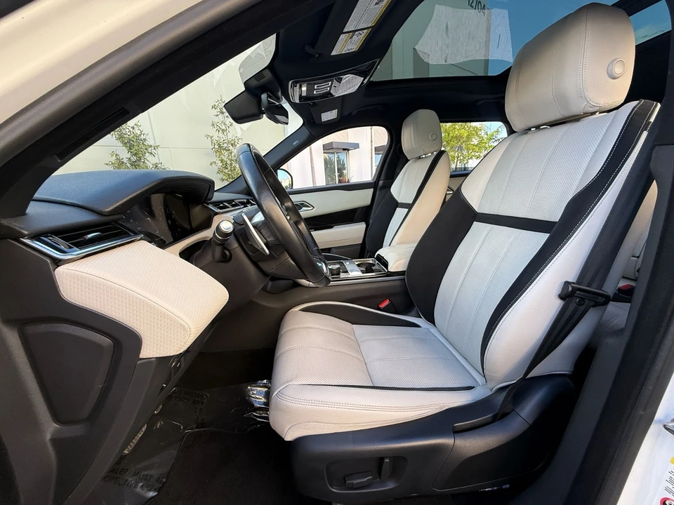 2019 Land Rover Range Rover Velar - Image 13 of 21