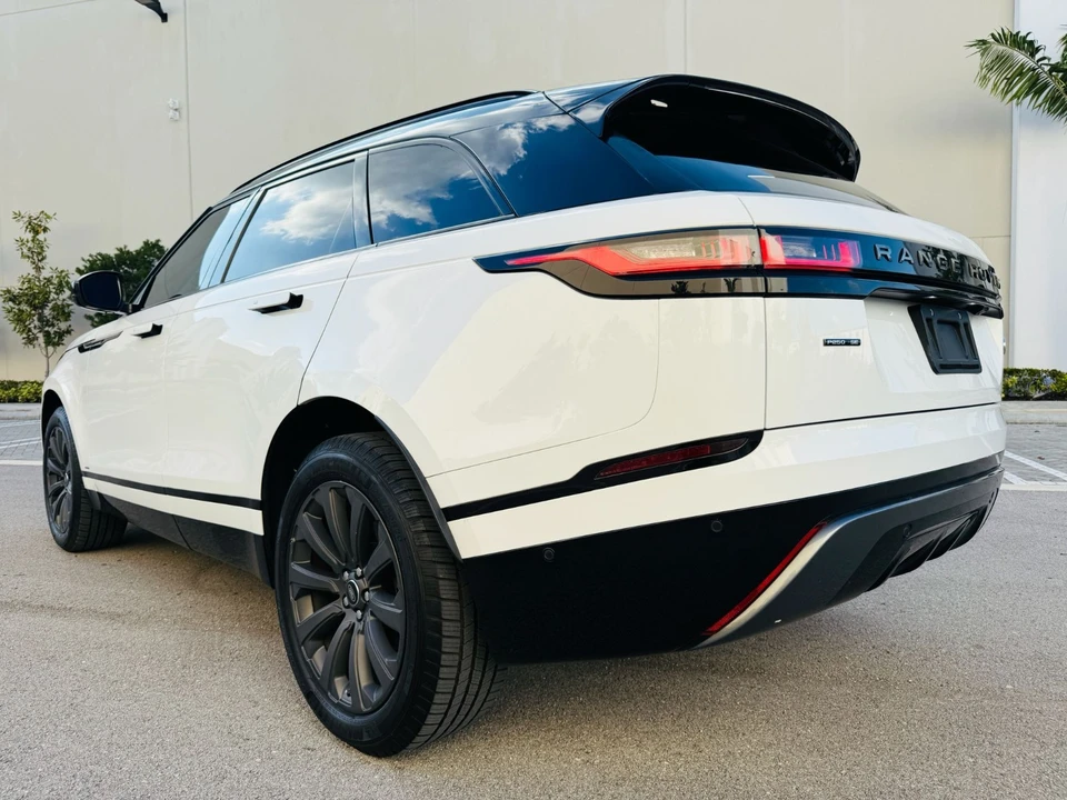 2019 Land Rover Range Rover Velar - Image 9 of 21