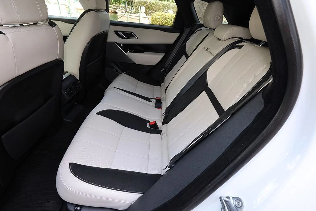 2019 Land Rover Range Rover Velar - Image 8 of 12