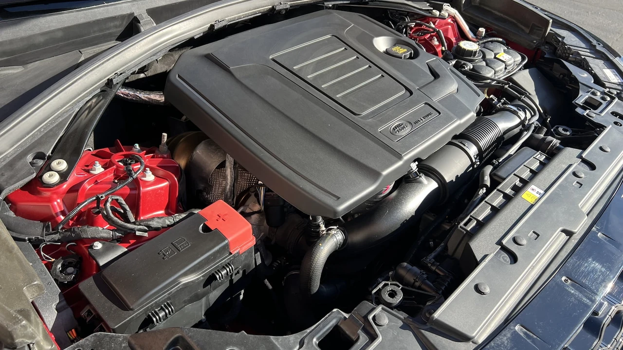 2019 Land Rover Range Rover Velar - Image 9 of 9