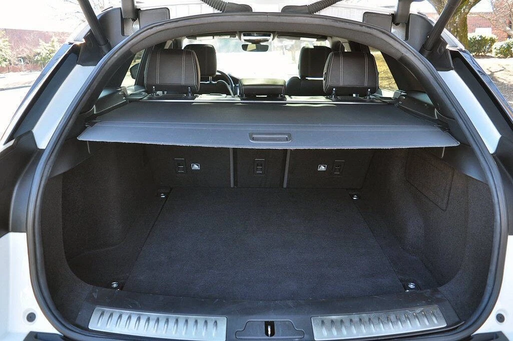 2019 Land Rover Range Rover Velar - Image 12 of 15