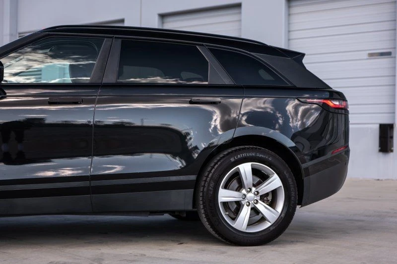 2019 Land Rover Range Rover Velar - Image 13 of 21