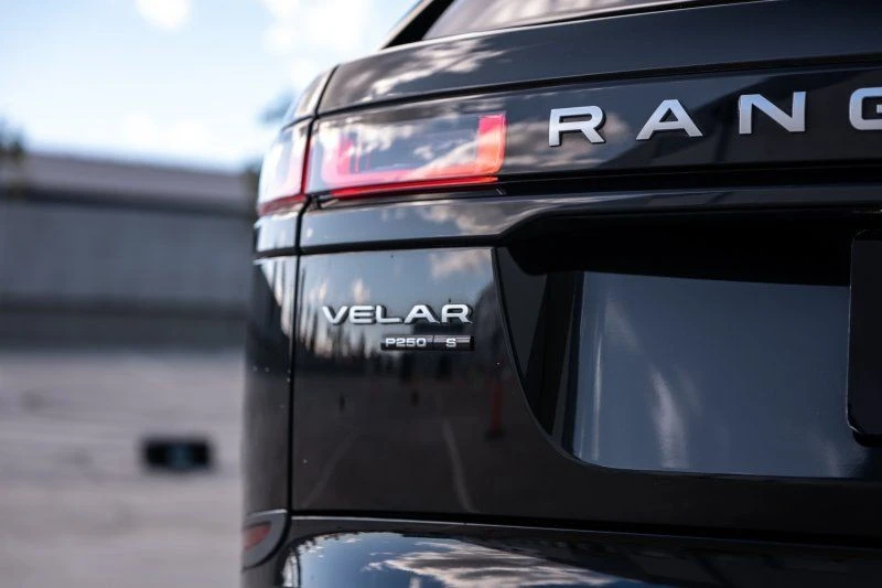2019 Land Rover Range Rover Velar - Image 15 of 21