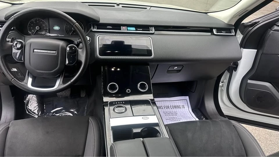 2019 Land Rover Range Rover Velar - Image 12 of 17