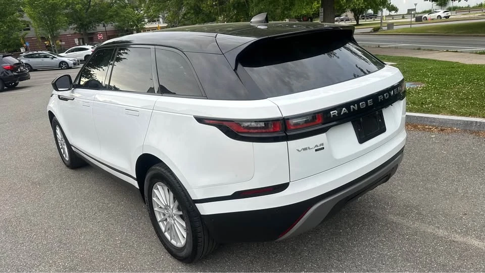 2019 Land Rover Range Rover Velar - Image 8 of 17