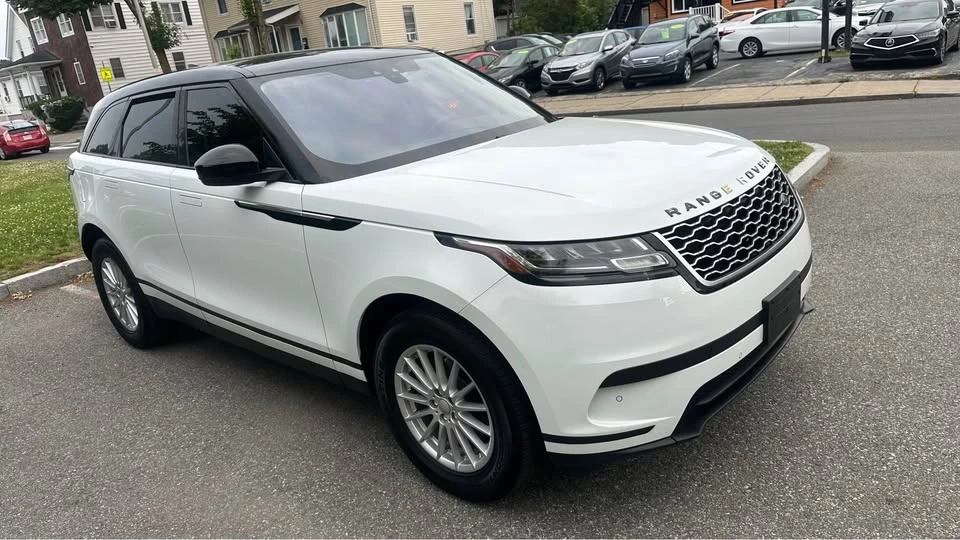 2019 Land Rover Range Rover Velar - Image 5 of 17