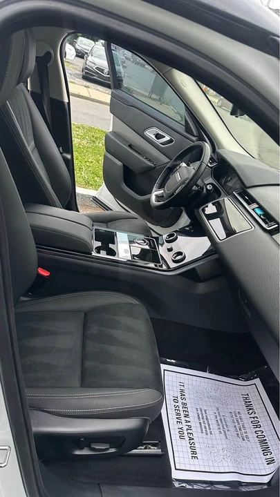 2019 Land Rover Range Rover Velar - Image 12 of 16