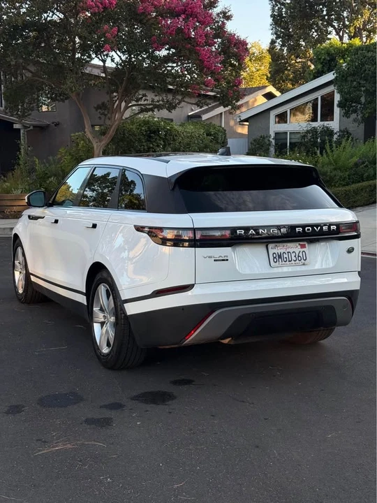 2019 Land Rover Range Rover Velar - Image 13 of 16