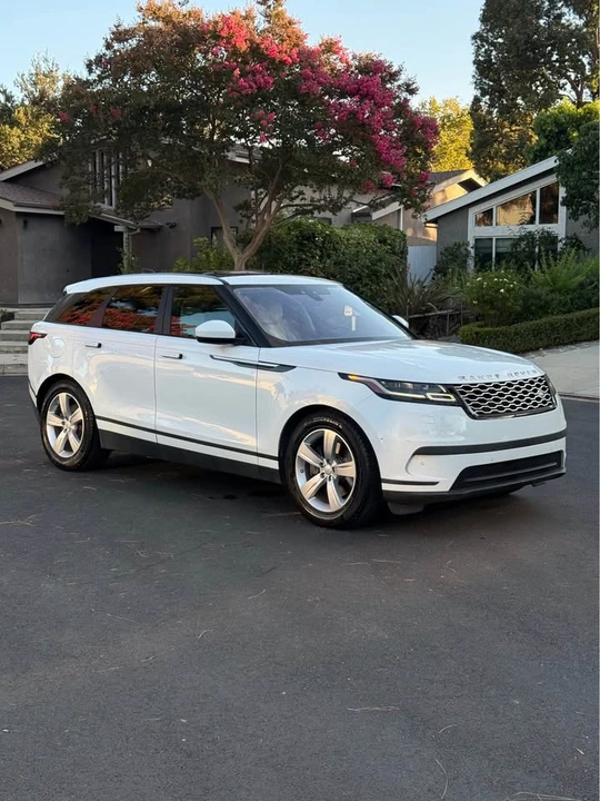 2019 Land Rover Range Rover Velar - Image 3 of 16