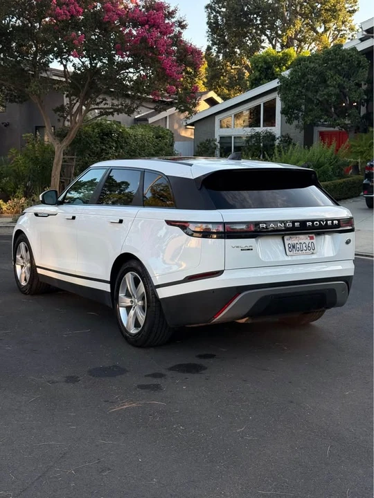 2019 Land Rover Range Rover Velar - Image 11 of 16