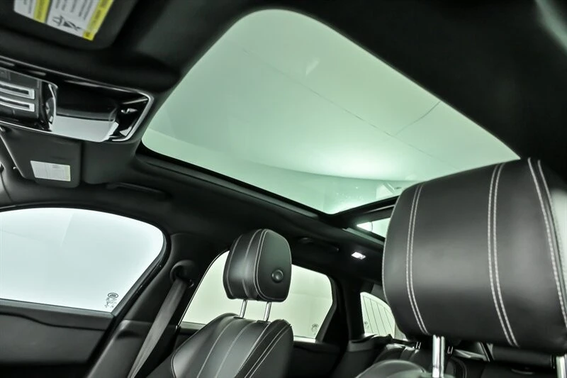 2019 Land Rover Range Rover Velar - Image 20 of 21