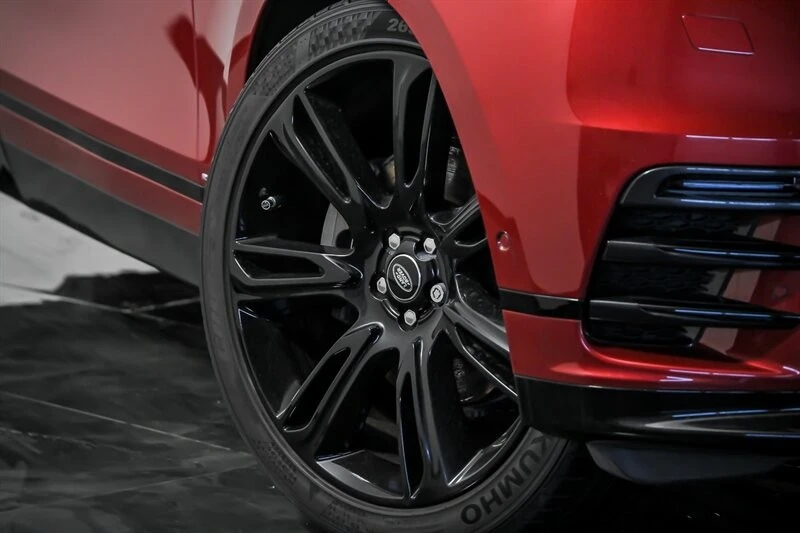 2019 Land Rover Range Rover Velar - Image 3 of 21