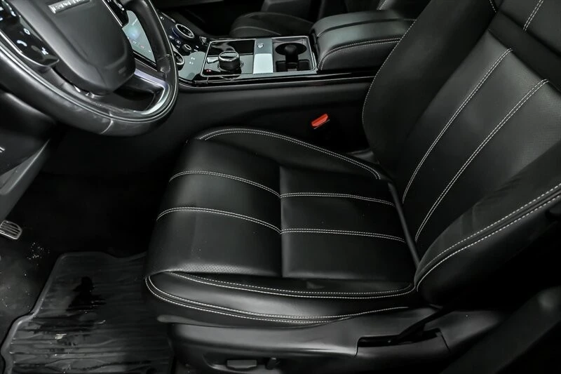 2019 Land Rover Range Rover Velar - Image 18 of 21