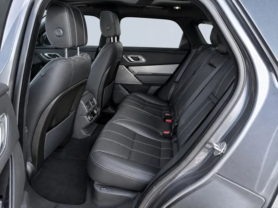 2019 Land Rover Range Rover Velar - Image 10 of 11