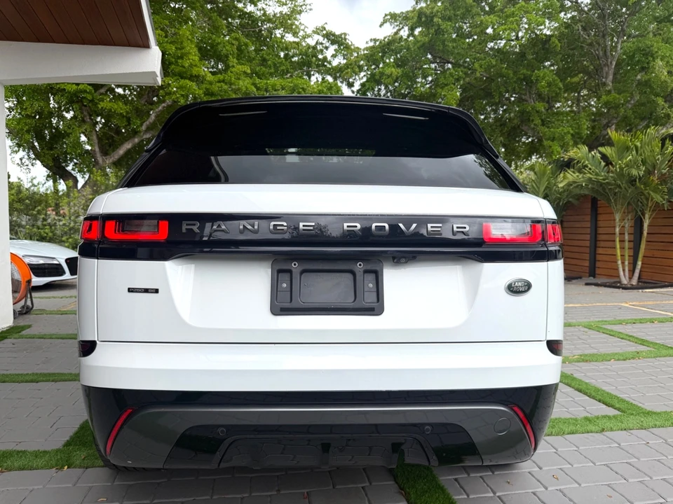2019 Land Rover Range Rover Velar - Image 13 of 21