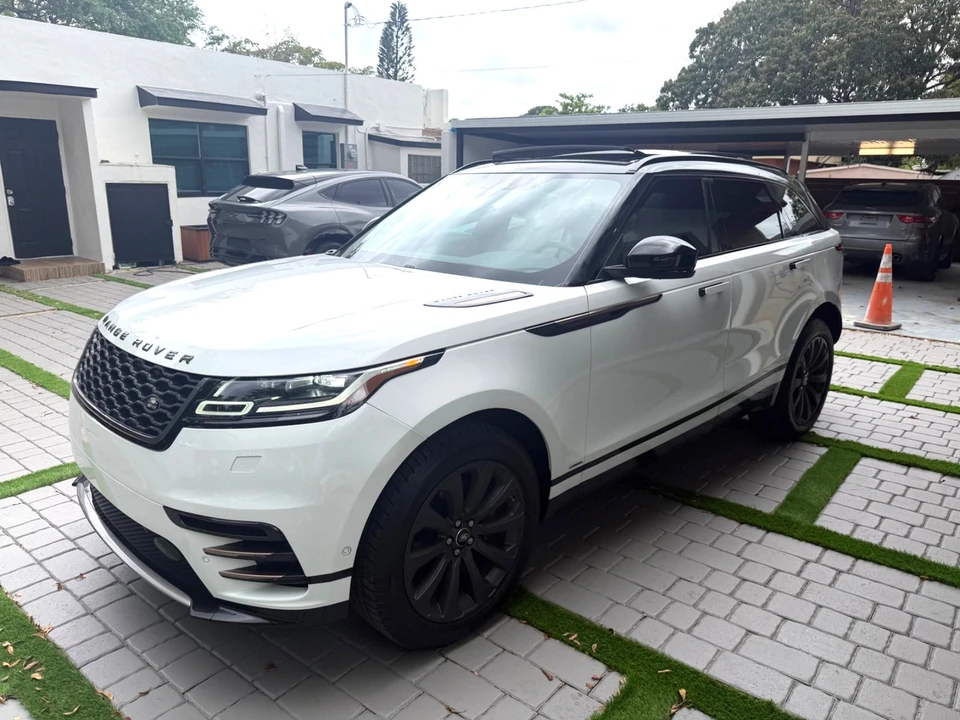 2019 Land Rover Range Rover Velar - Image 7 of 21