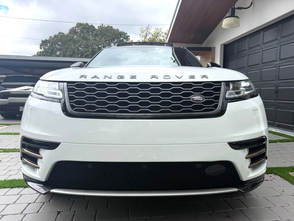 2019 Land Rover Range Rover Velar - Image 4 of 21