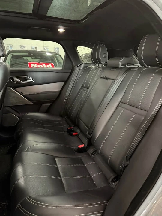 2019 Land Rover Range Rover Velar - Image 16 of 18