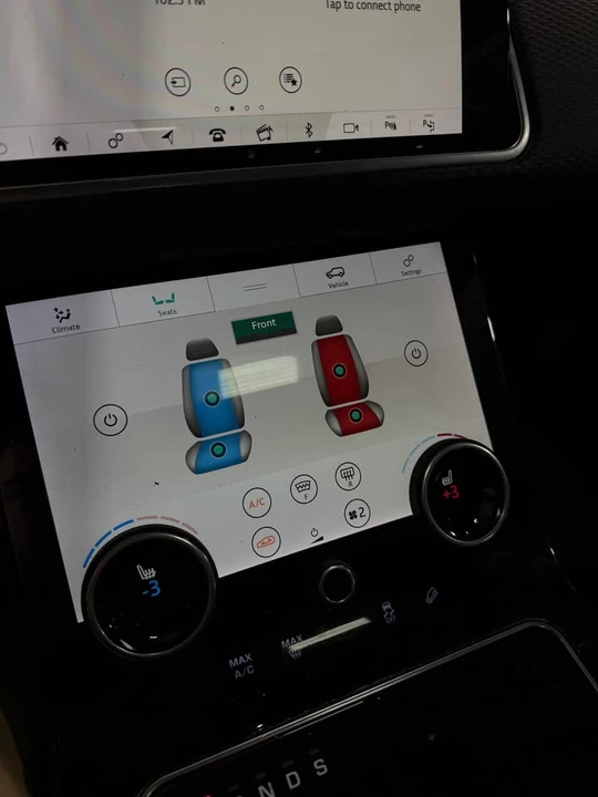 2019 Land Rover Range Rover Velar - Image 11 of 18