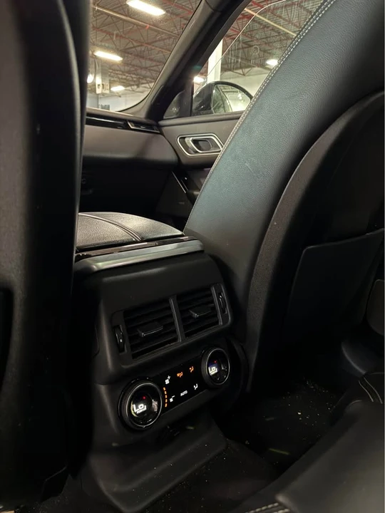 2019 Land Rover Range Rover Velar - Image 13 of 18