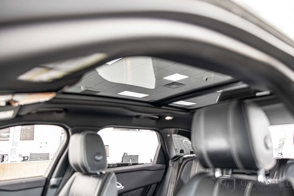 2019 Land Rover Range Rover Velar - Image 19 of 20