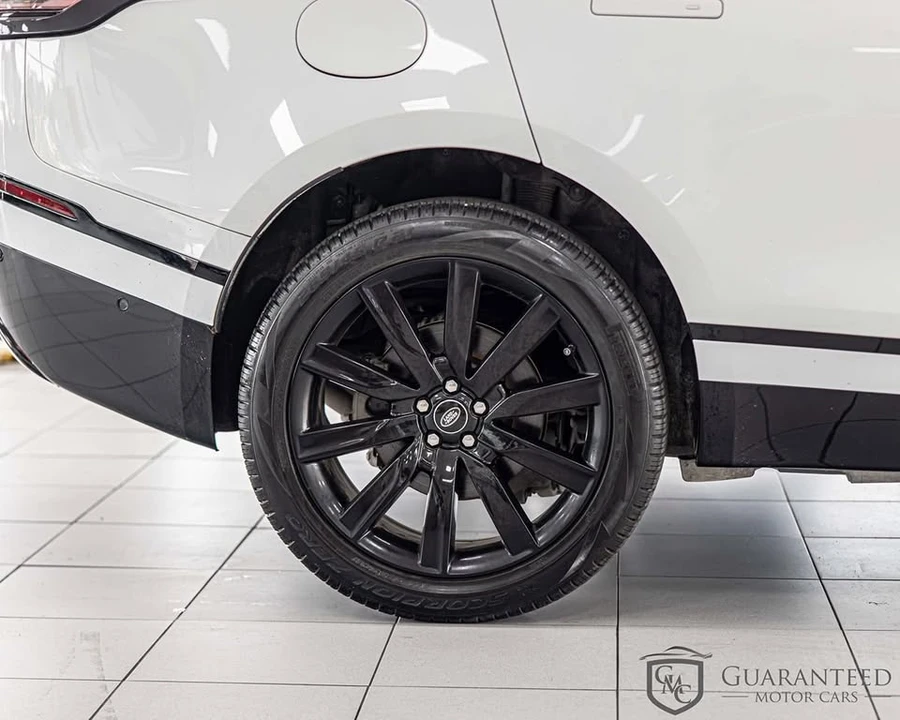 2019 Land Rover Range Rover Velar - Image 10 of 20