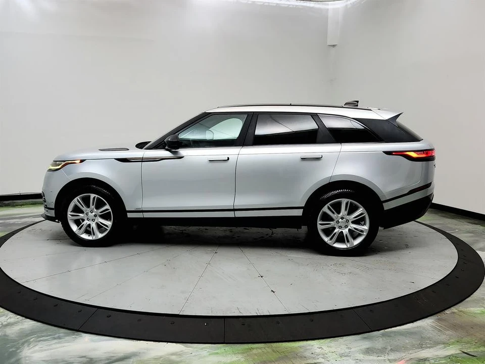 2019 Land Rover Range Rover Velar - Image 8 of 21