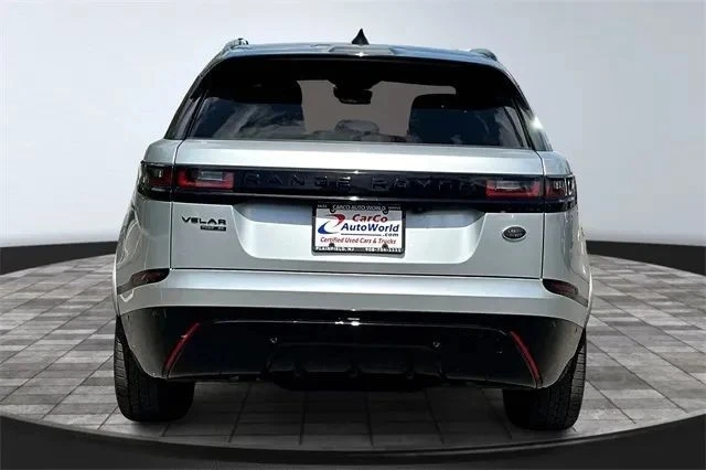 2019 Land Rover Range Rover Velar - Image 5 of 12