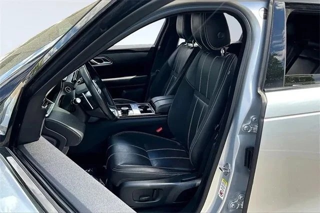 2019 Land Rover Range Rover Velar - Image 8 of 12
