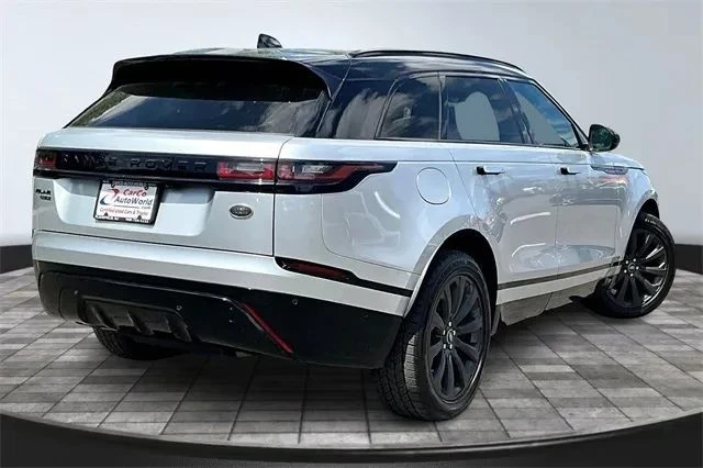 2019 Land Rover Range Rover Velar - Image 4 of 12