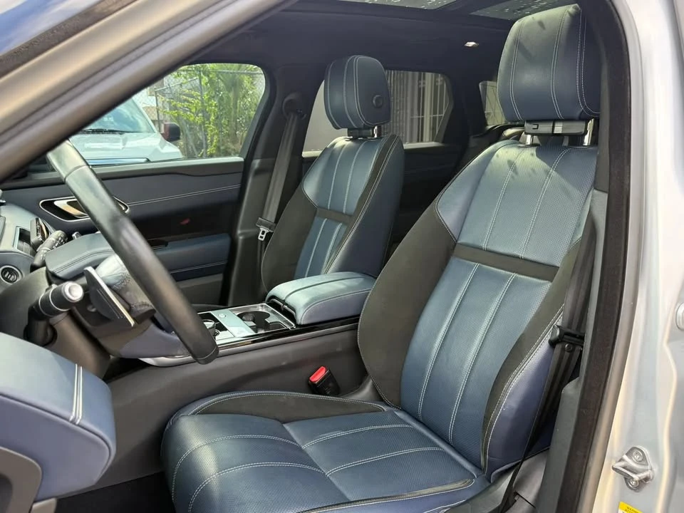 2019 Land Rover Range Rover Velar - Image 14 of 19