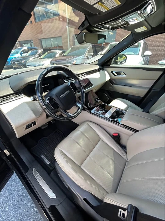 2019 Land Rover Range Rover Velar - Image 8 of 9