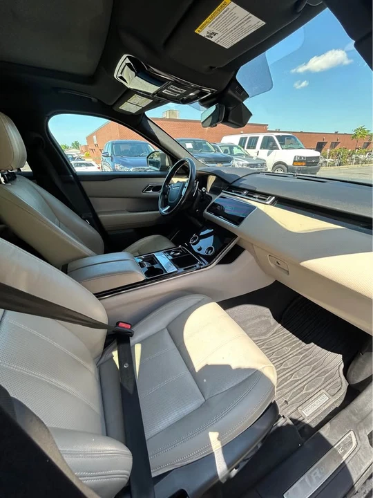 2019 Land Rover Range Rover Velar - Image 7 of 9