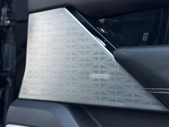 2019 Land Rover Range Rover Velar - Image 15 of 21