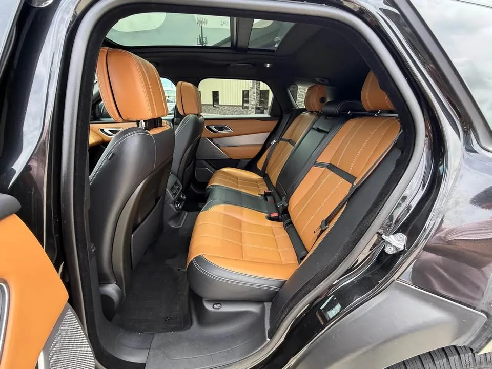 2019 Land Rover Range Rover Velar - Image 14 of 17