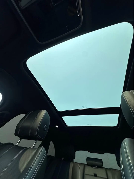 2019 Land Rover Range Rover Velar - Image 5 of 20