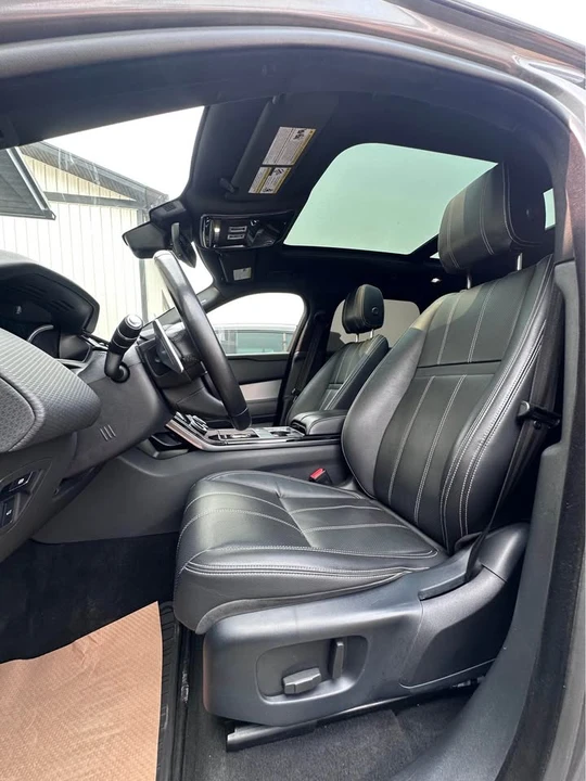2019 Land Rover Range Rover Velar - Image 4 of 20
